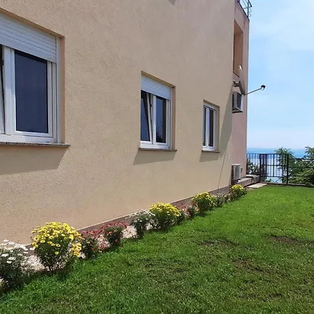 Apartament No. 1